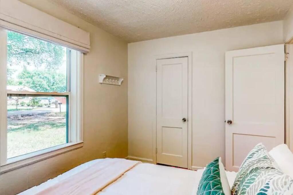 Private, Quiet-Close To Dwntn Pensacola, Stadium, Beaches Villa Buitenkant foto